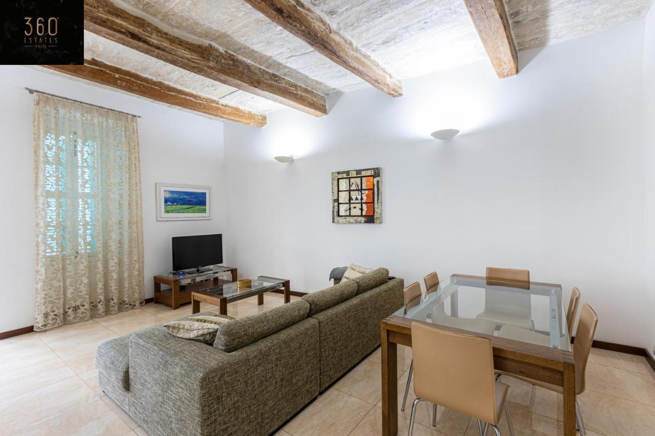 Seafront - Top Location, Top Floor With Wifi & Ac By 360 Estates Valletta Exteriör bild